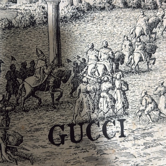 Set of two Gucci caste soldiers dust bags - Picture 4 of 10